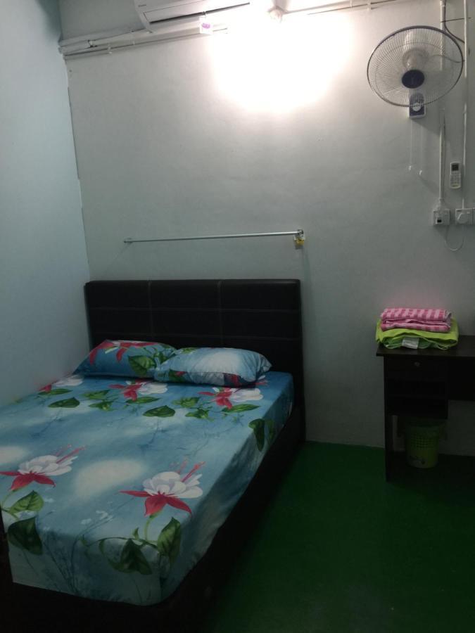 Tan'S Sibu Jaya Homestay Rumah Ganggu Esterno foto
